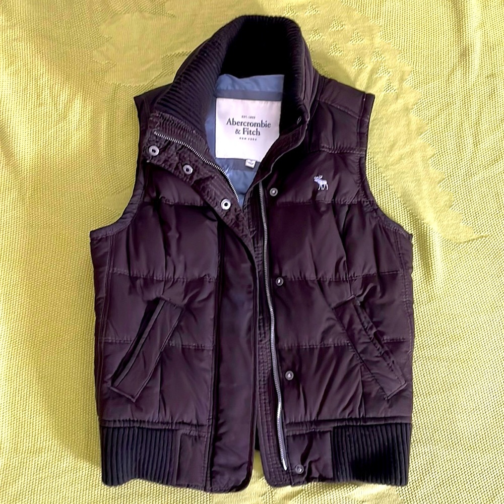 Women’s Abercrombie & Fitch vest